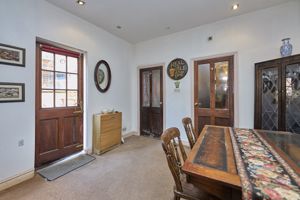 Photo 27- click for photo gallery